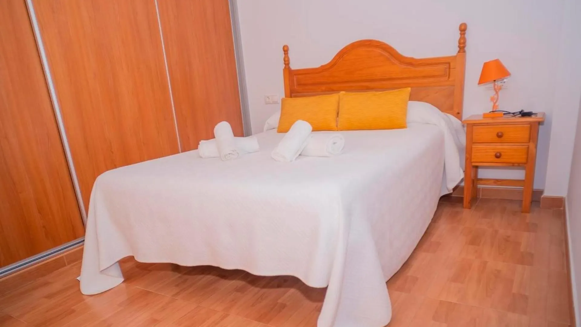 Apartment Apartamento Tranquilo En Conil Con Parking Facil Conil De La Frontera Spain